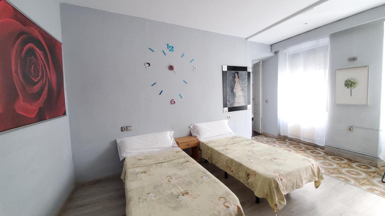 Hostal Martes Caceres Plaza Mayor - Tercer Piso Sin Ascensor Extérieur photo